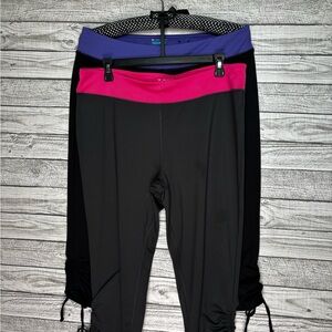 Women's set of 2 Capri Yoga Pants